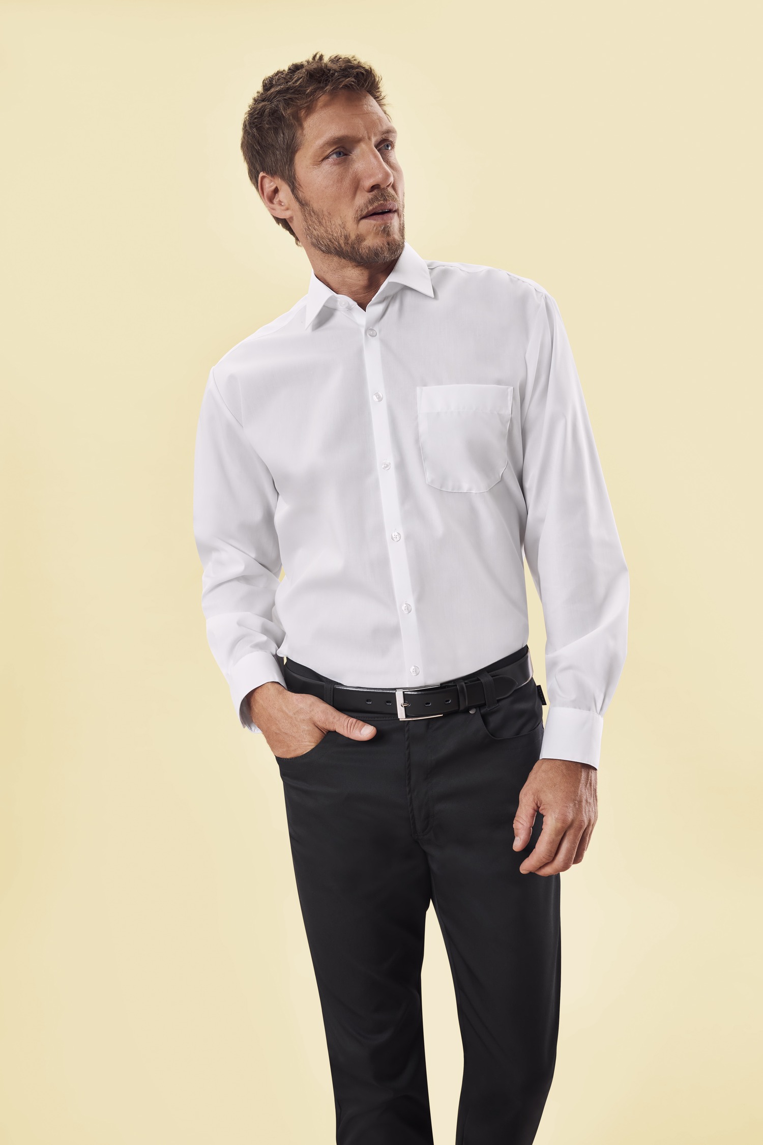 Herren-Hemd Leasing – weiß (Am Modell)